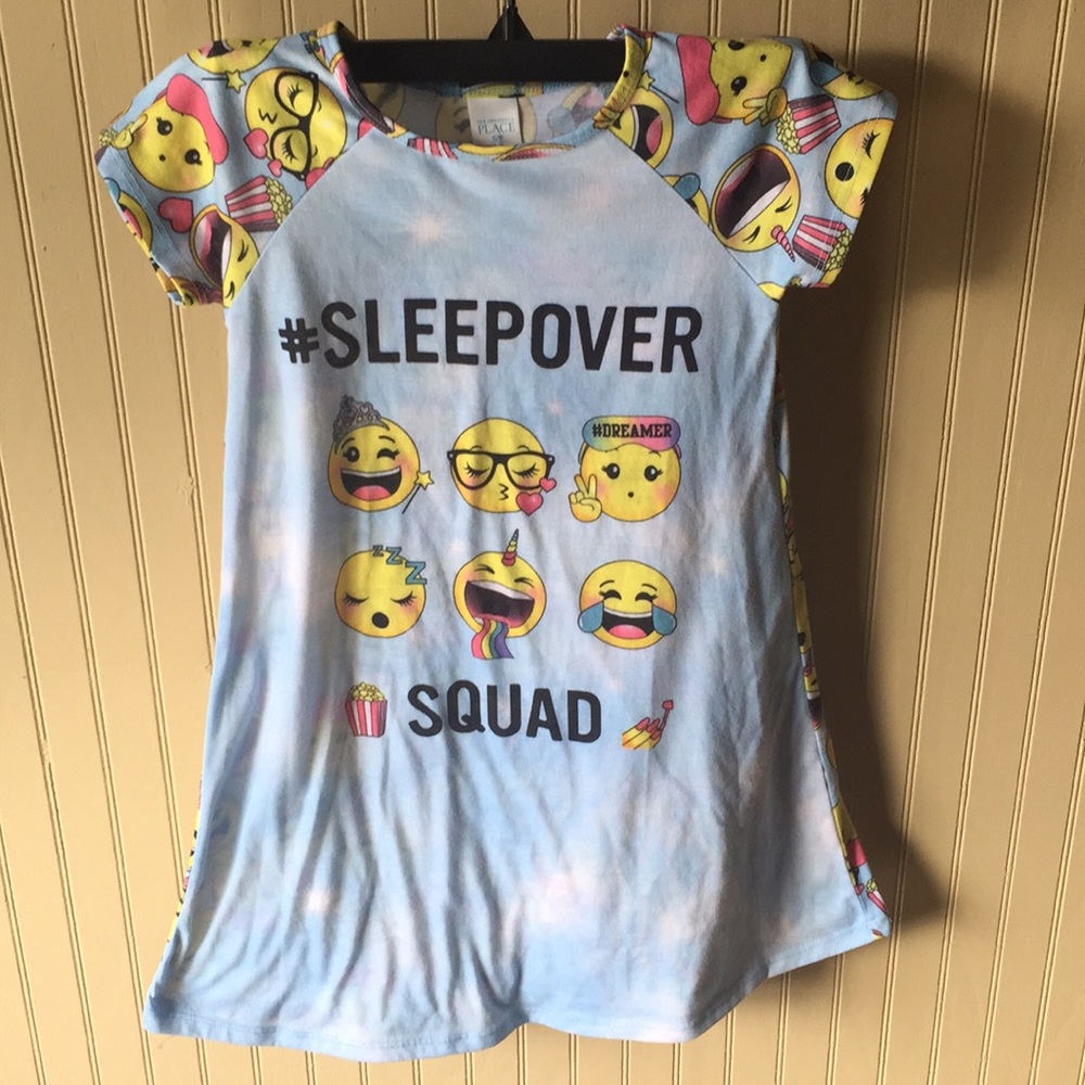 The children’s place nightgown size‎ 5/6 emojis